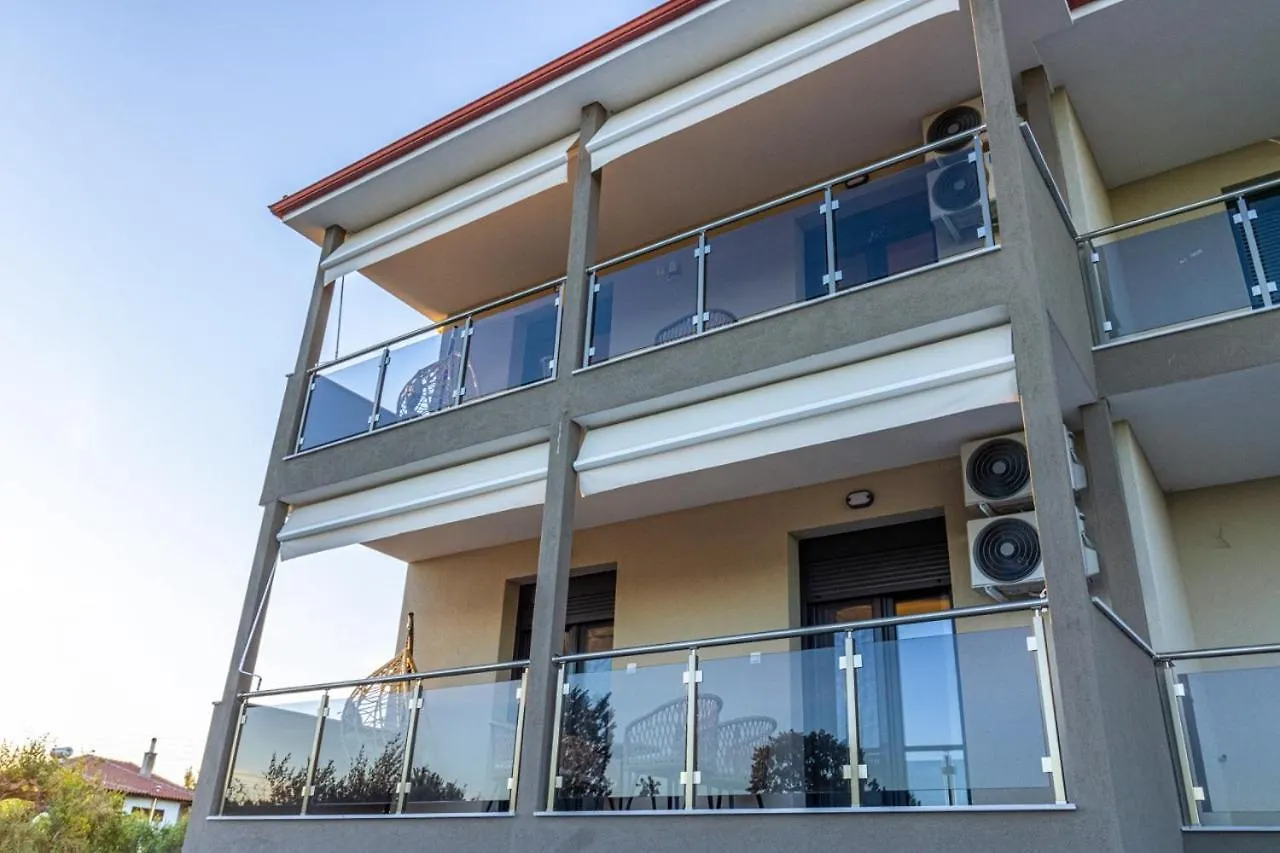 G C Luxury Apartments Nikiti