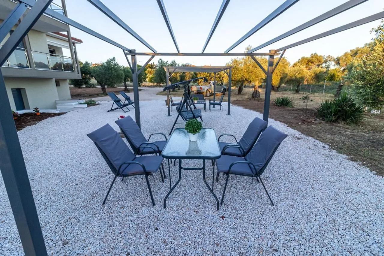 G C Luxury Apartments Nikiti