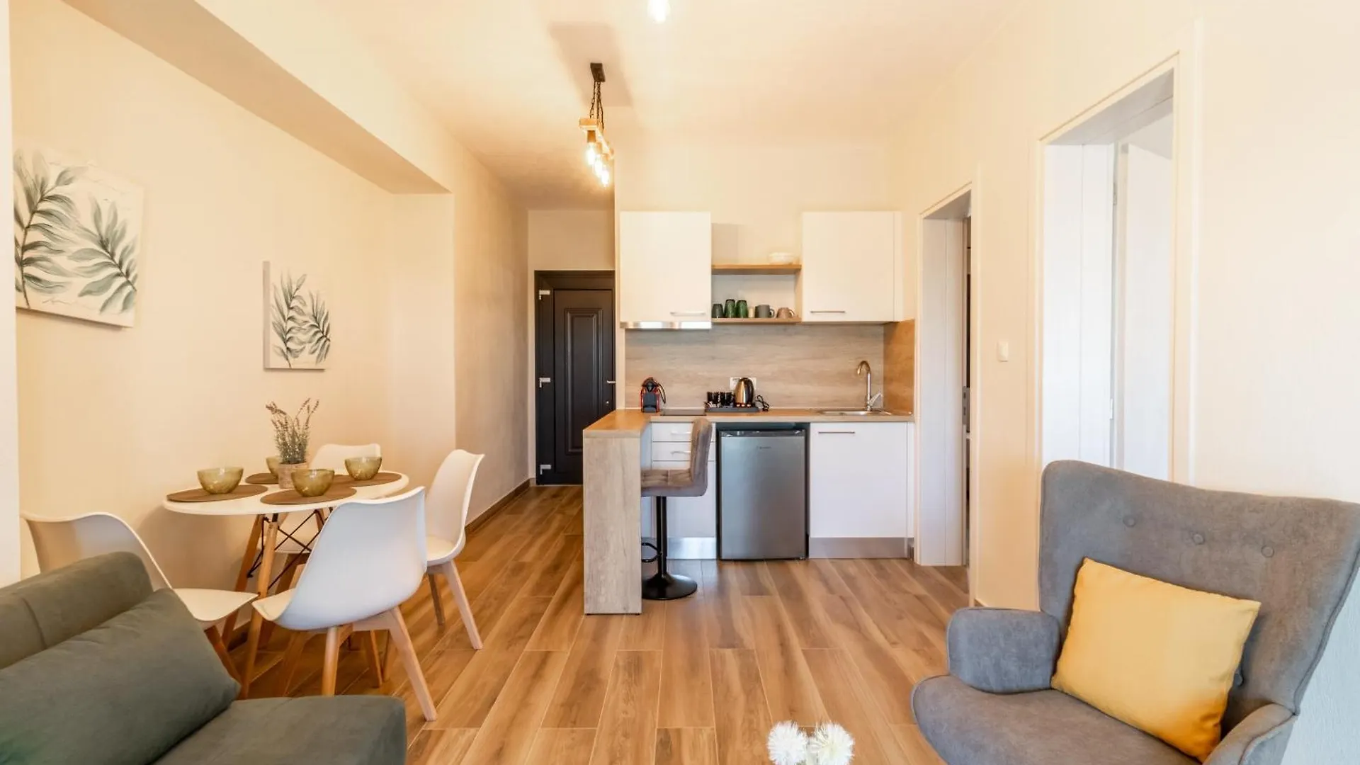 G C Luxury Apartments Nikiti  Greece